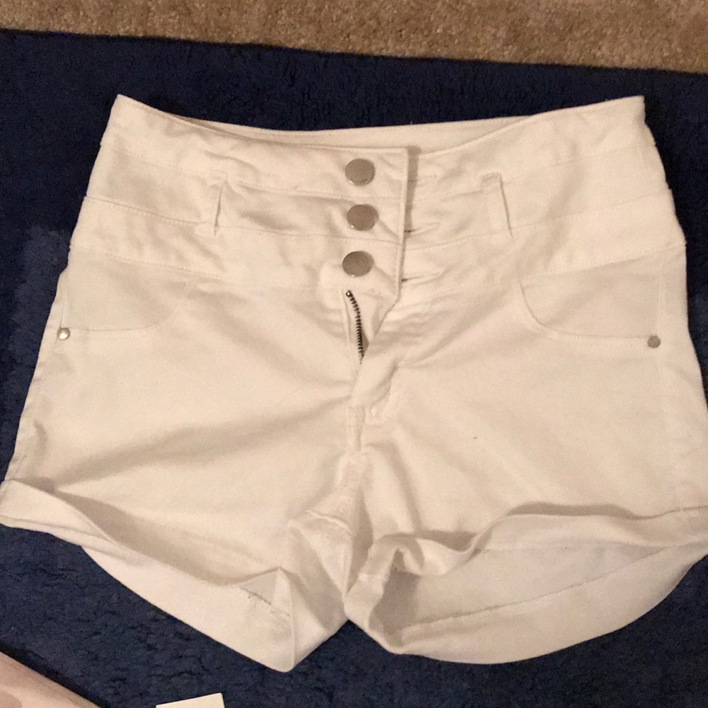 White high waisted shorts
